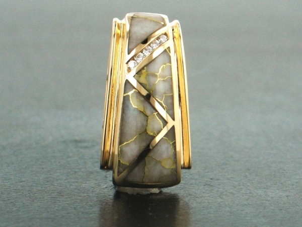 Ladies Jewelry 14KY Glacier Gold & Diamond Pendant 14KY Glacier Gold & Diamond Pendant
