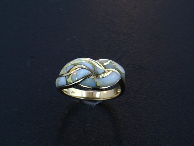 14KY Glacier Gold Ring
